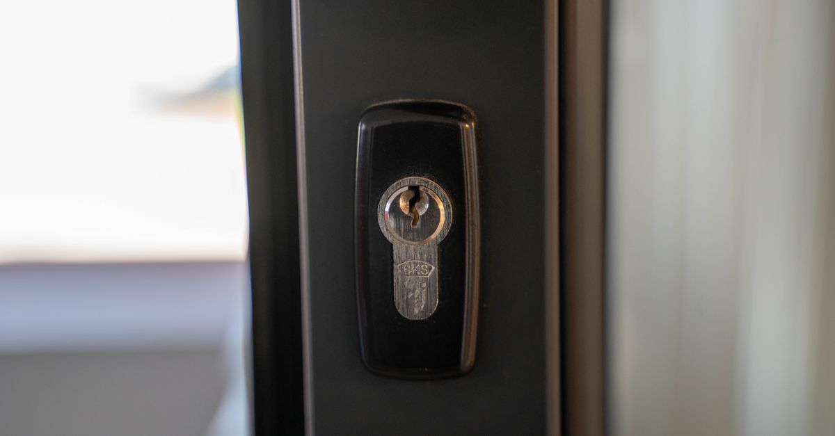key maker professional — Clinton County Locksmith