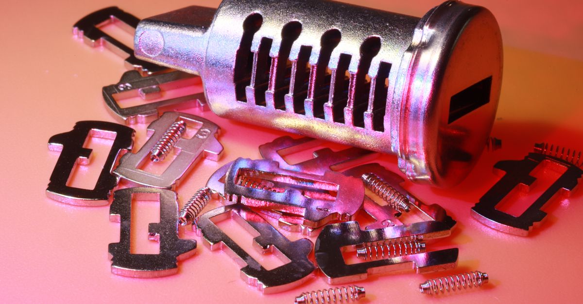 High-Security Car Keys: OEM Versus Aftermarket, Plainly Explained — Clinton County Locksmith